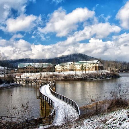 Stonewall Resort Roanoke Exterior photo