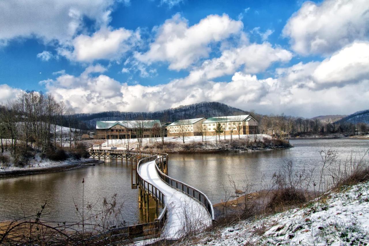 Stonewall Resort Roanoke Exterior photo